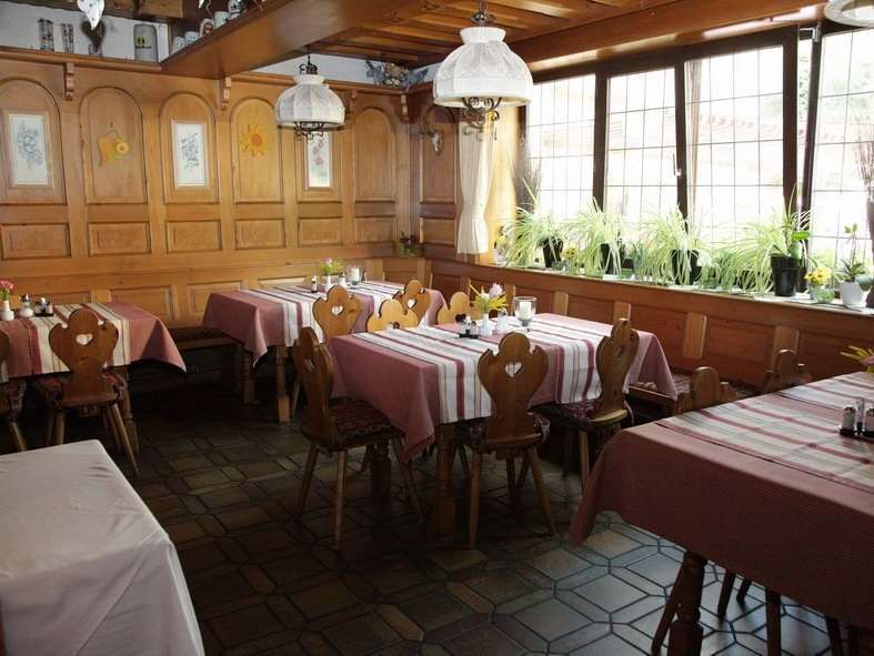 Gasthof Hotel Bauer Hersbruck Restoran gambar